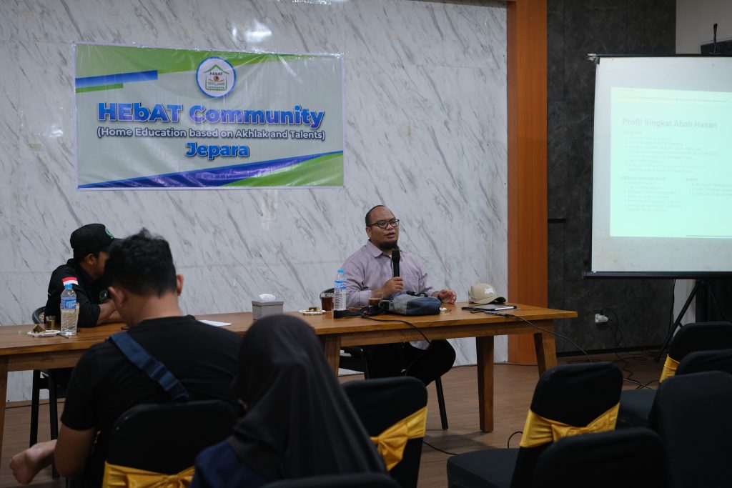 Ruang Edukasi Parenting dari HEbAT Community di Kadjine Coffee